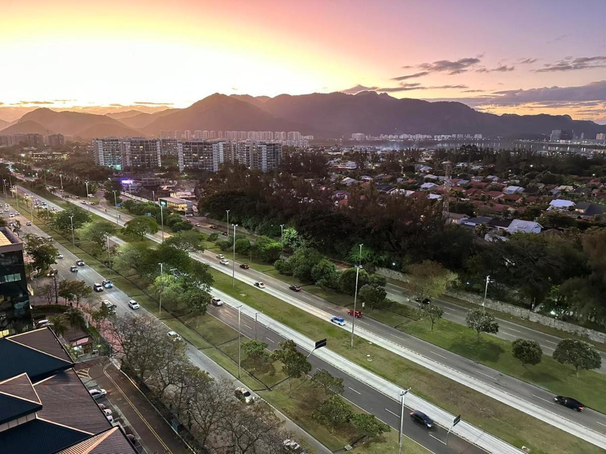 Flat Com Vista Panoramica -15- Na Barra Da Tijuca - Estacionamento Gratuito - Frigobar - Ar Condicionado - Piscina - Academia - Balsa Para Praia Gratis - Varanda - Vista Parcial Mar E Lagoa Rio de Janeiro Exterior foto