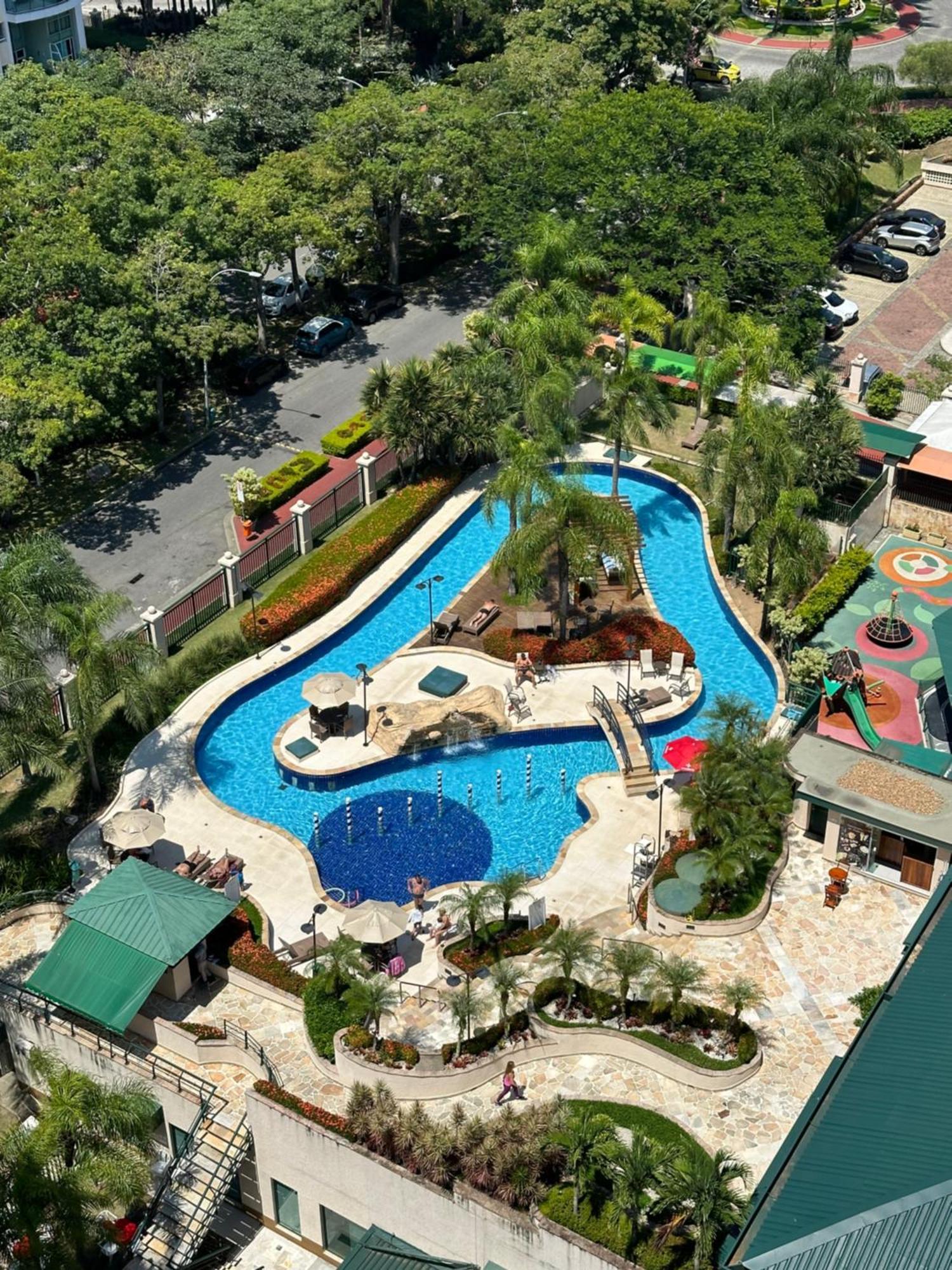 Flat Com Vista Panoramica -15- Na Barra Da Tijuca - Estacionamento Gratuito - Frigobar - Ar Condicionado - Piscina - Academia - Balsa Para Praia Gratis - Varanda - Vista Parcial Mar E Lagoa Rio de Janeiro Exterior foto